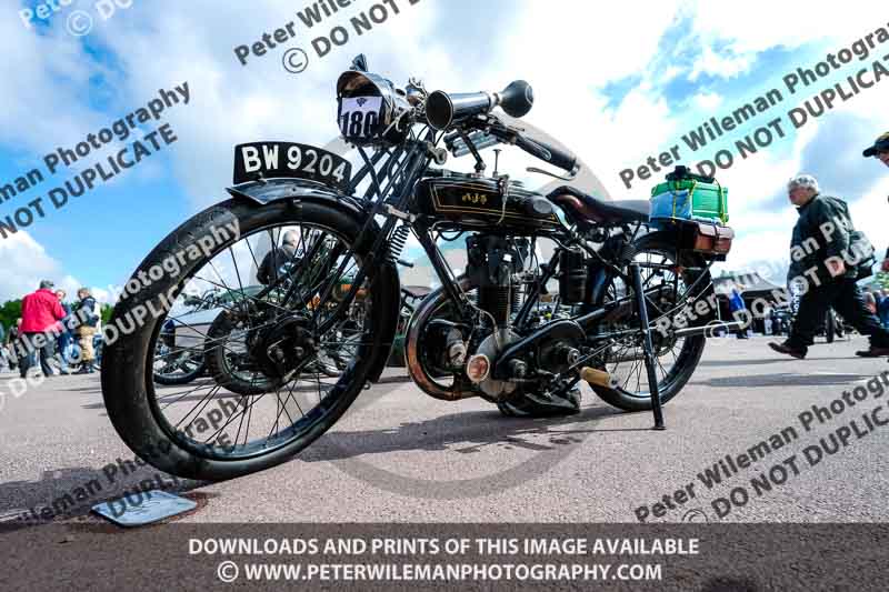 Vintage motorcycle club;eventdigitalimages;no limits trackdays;peter wileman photography;vintage motocycles;vmcc banbury run photographs